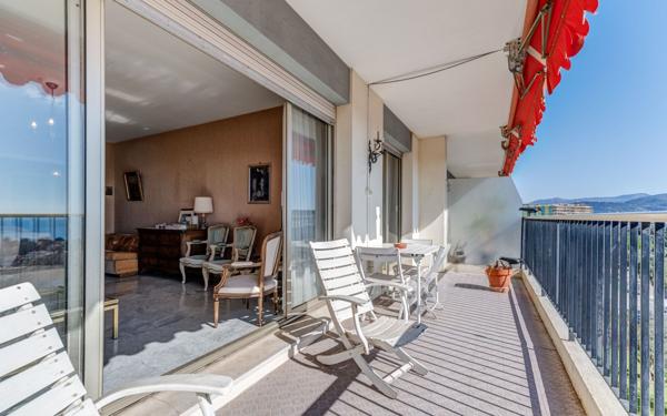 Appartement à vendre    4 pièces • 94,04 m2 Nice