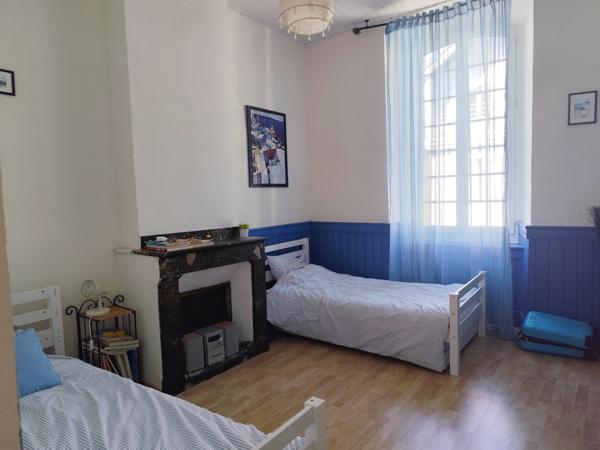 Bagnères-de-Luchon (31110) Appartement T4 en duplex, 142,88 m² centre de Bagnères de Luchon