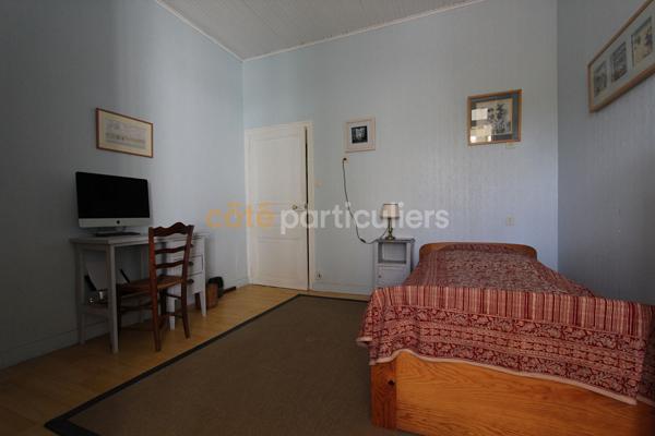 Vente
                Maison125 m² - 6 Pièces -
                    L AIGUILLON LA PRESQU ILE (85460)