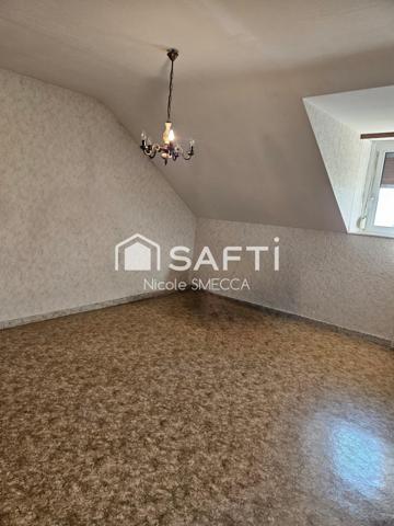 Maison mitoyenne 6 chambres,jardin,garage