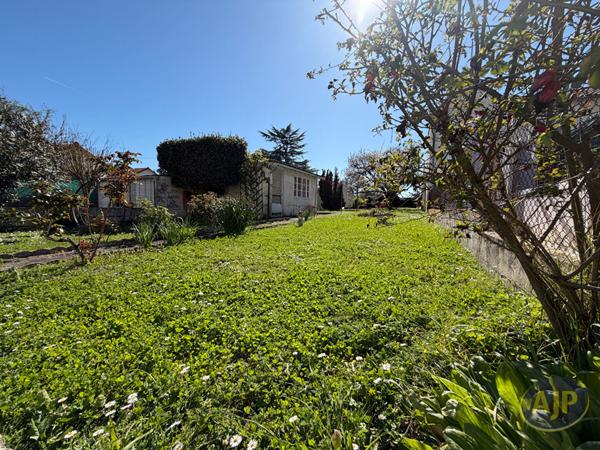 Vente maison Saintes : 179 000 € - AJP Immobilier Pons