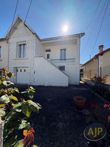 Vente maison Saintes : 179 000 € - AJP Immobilier Pons
