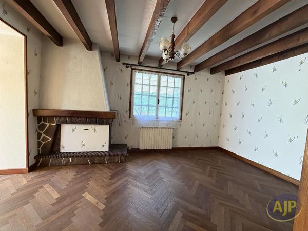 Vente maison Saintes : 179 000 € - AJP Immobilier Pons