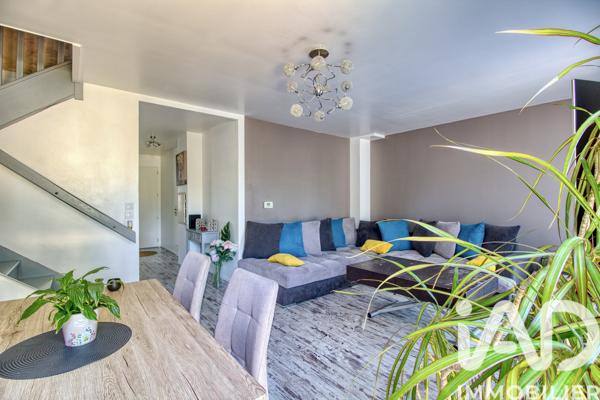 Maison à vendre 5 pièces 93 m² Saint-Maximin