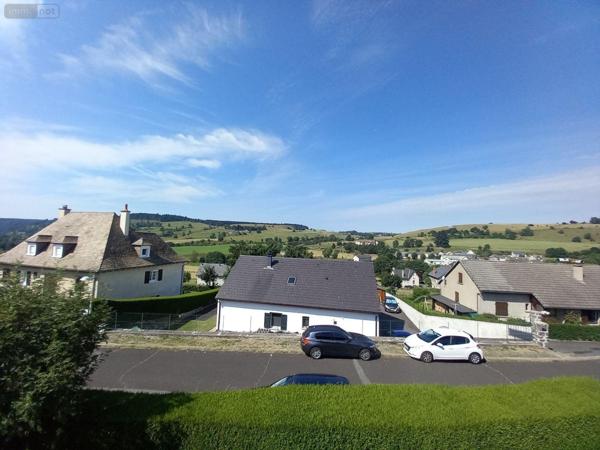 Maison à vendre à Allanche dans le Cantal (15160), ref : FG/2233