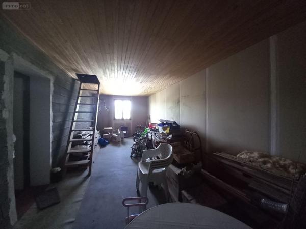 Maison à vendre à Allanche dans le Cantal (15160), ref : FG/2233