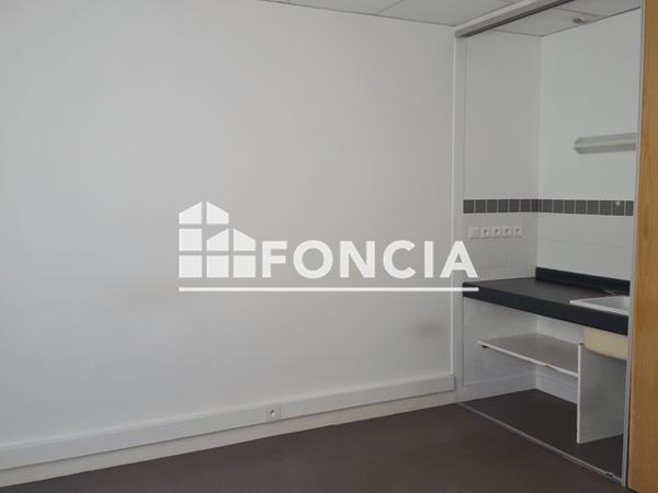 Location Local commercial 1 pièce 25.25 m² - 60 AVENUE DU MARECHAL MAUNOURY Chartres 28000