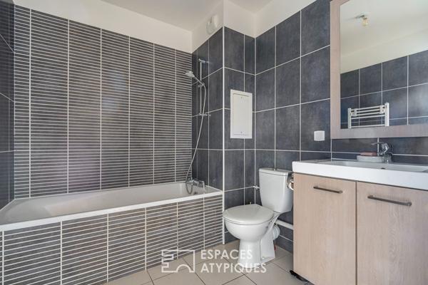 Appartement en étage élevé avec terrasses