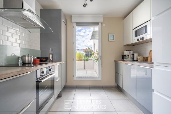 Appartement en étage élevé avec terrasses