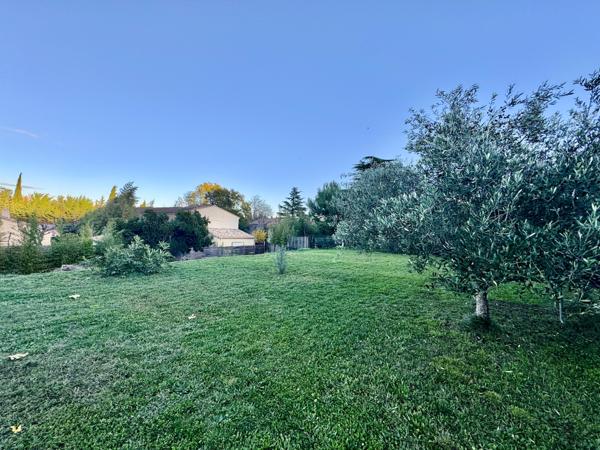 Pujaut (30131) Terrain de 622 m² Pujaut