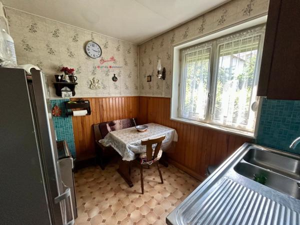 Maison F4 avec sous-sol, véranda et beau terrain de 545?m²