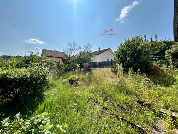 Maison F4 avec sous-sol, véranda et beau terrain de 545?m²