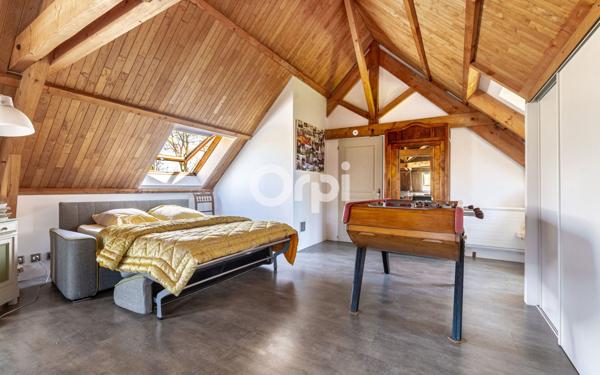 Maison à vendre    6 pièces • 195 m2 Isle