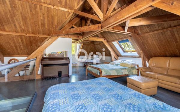 Maison à vendre    6 pièces • 195 m2 Isle