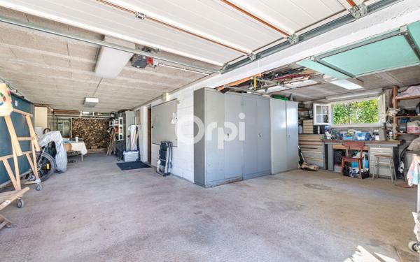 Maison à vendre    6 pièces • 195 m2 Isle