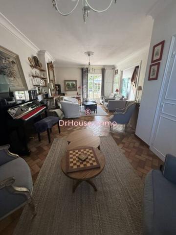 Maison à vendre 9 pièces de 166 m²