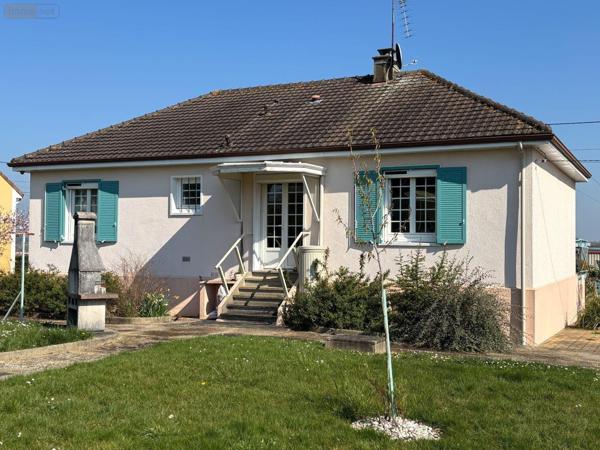 Pavillon à vendre à Mamers dans la Sarthe (72600), ref : 13873/964CV   
SUPER U