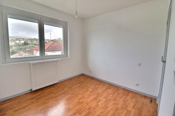 Maison 4 pièces à louer à Figeac - Calme et Confort