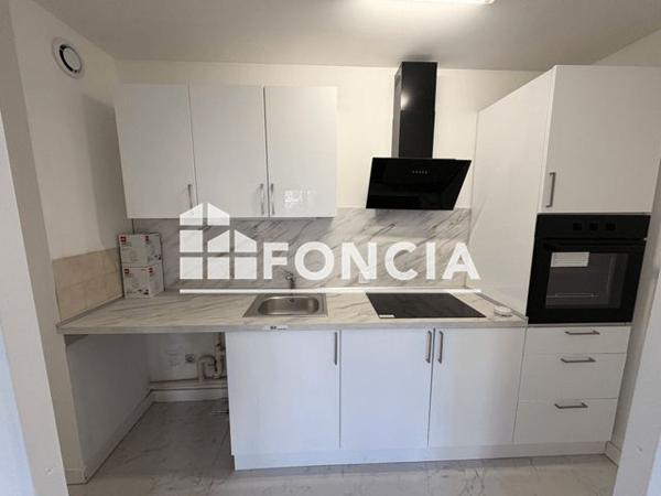 Location Appartement 2 pièces 36.5 m² - St Jacques De La Lande 35136