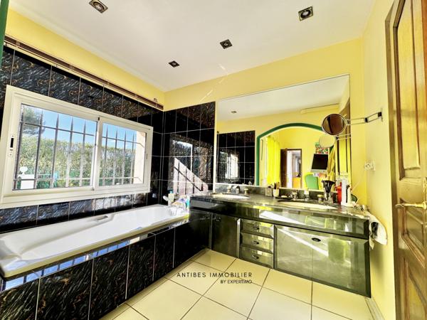 Mougins (06250) Mougins Maison Individuelle 190 m2 Piscine Garage