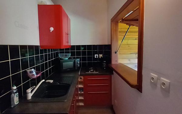 Appartement à louer    2 pièces • 27 m2 Les Abymes