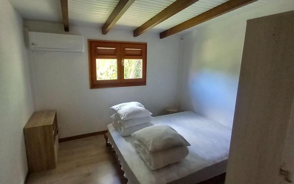 Appartement à louer    2 pièces • 27 m2 Les Abymes