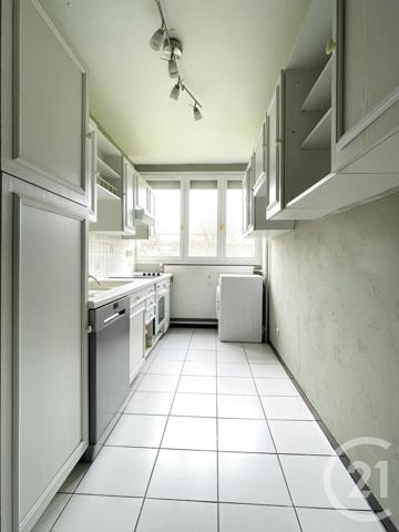 Appartement F4 à vendre  4 pièces - 90,90 m2 COMPIEGNE - 60