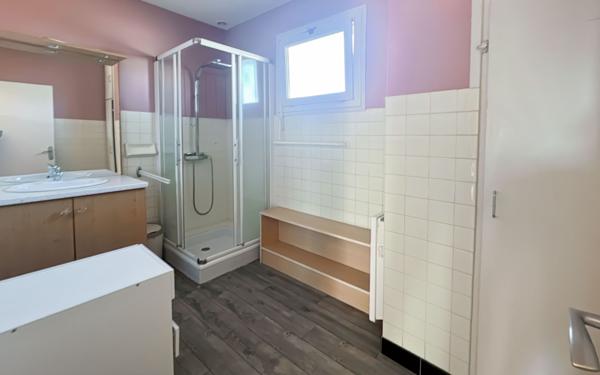 Maison à vendre    8 pièces •  Daux