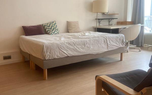 Appartement à louer    1 pièce • 29,07 m2 Paris 15