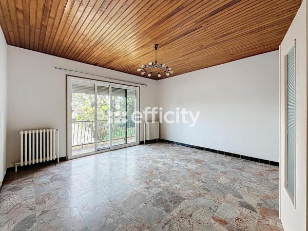 Maison 8 pièces - 194 m² Exclusivité efficity