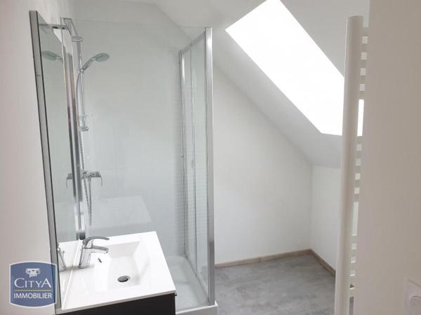 Appartement à louer 3 pièces 77.98m²