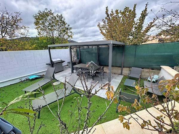 Saint-Affrique (12400) Maison rénovée T5 de 159 m² habitables sur 597m2 terrain