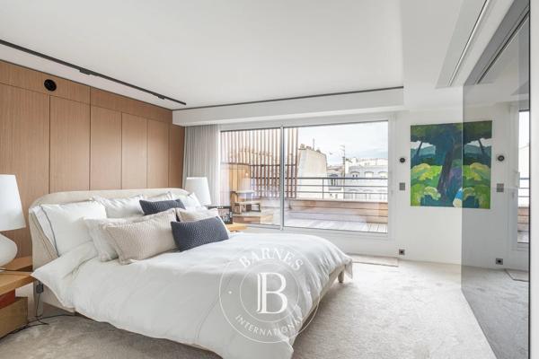 Paris 8ème, Appartement 4 Chambres -  292 m² à vendre