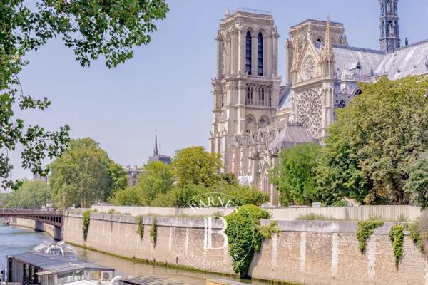 Paris 5ème, Appartement 2 Chambres -  183 m² à vendre