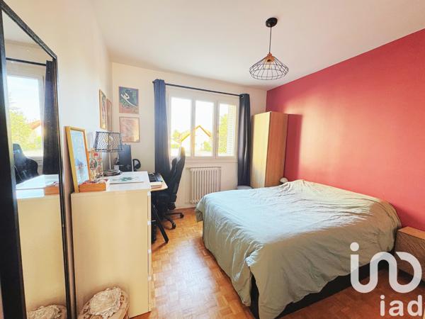 Apartment for sale 3 rooms 62 m² Villejuif