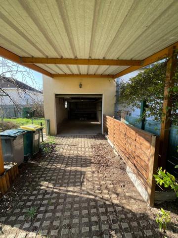 Maison, 4 chambres, jardin, garage.