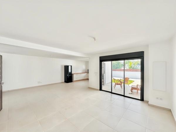 À Vendre – Maison T4 de 101,48 m² avec piscine – Ligne des Bambous, Saint-Pierre (97410)