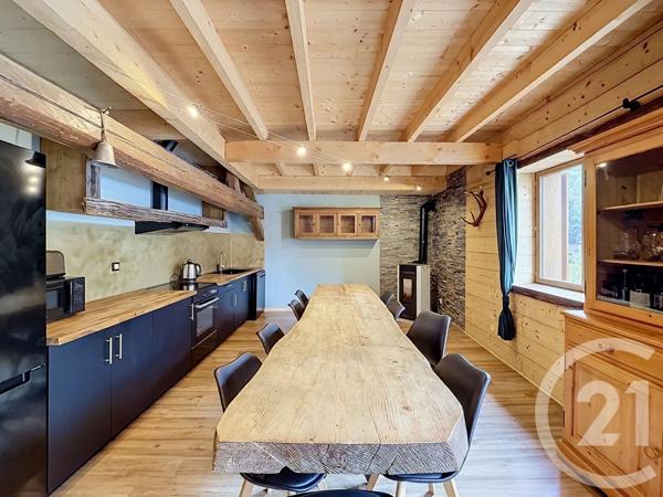 Appartement T6 à vendre  6 pièces - 150,81 m 2   TANINGES  - 74
