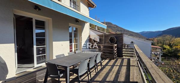 Maison T5 de 102m² avec terrasses et jardin, cachet, rénovée, quartier St Germain Ambérieu en Bugey