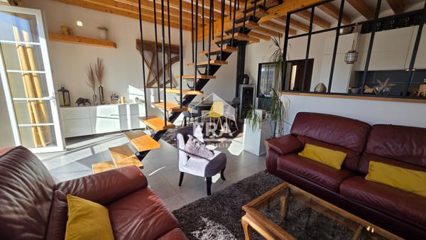 Maison T5 de 102m² avec terrasses et jardin, cachet, rénovée, quartier St Germain Ambérieu en Bugey