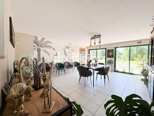 Maison
         5 pièces
        - 165 m² Exclusivité 299 990 € *