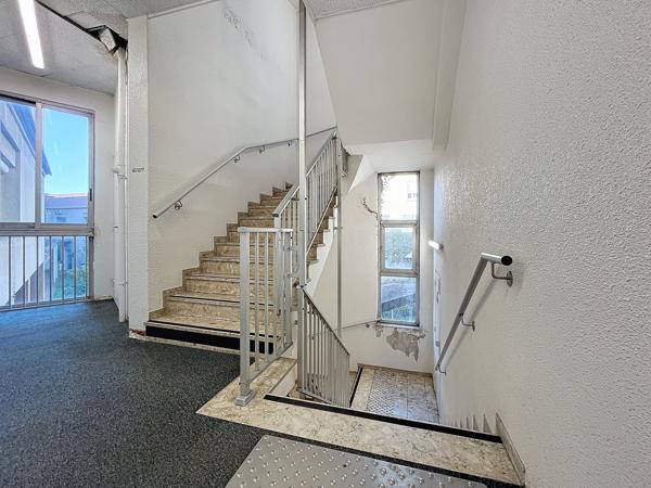 Bureau 7 pièces - 229 m² Exclusivité efficity