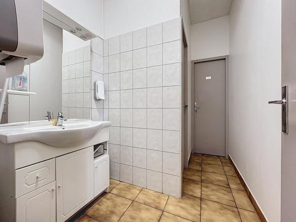 Bureau 7 pièces - 229 m² Exclusivité efficity