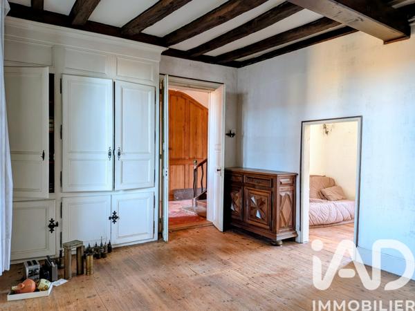 Maison à vendre 10 pièces 235 m² Angoulême