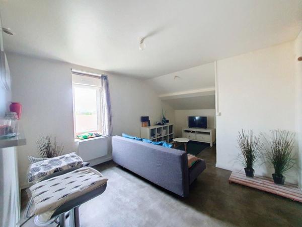 Appartement Tignieu Jameyzieu (village) 3 pièce(s) 83,71 m² (dont 55.5 m² Carrez ) au sol avec stationnement