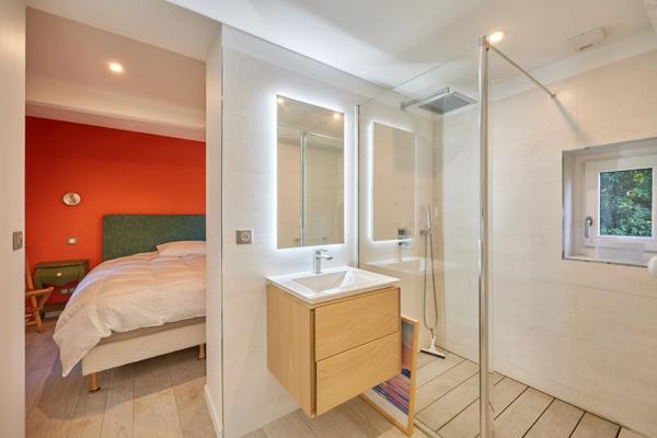 Propriété avec maison principale et dépendances sur 2 hectares - secteur CAMBREMER (14)