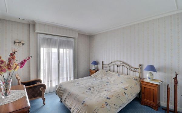 Appartement à vendre    4 pièces • 102 m2 Chaville