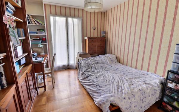 Appartement à vendre    4 pièces • 102 m2 Chaville