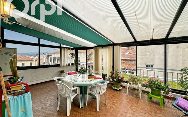 Appartement à vendre    4 pièces • 90 m2 Aubenas