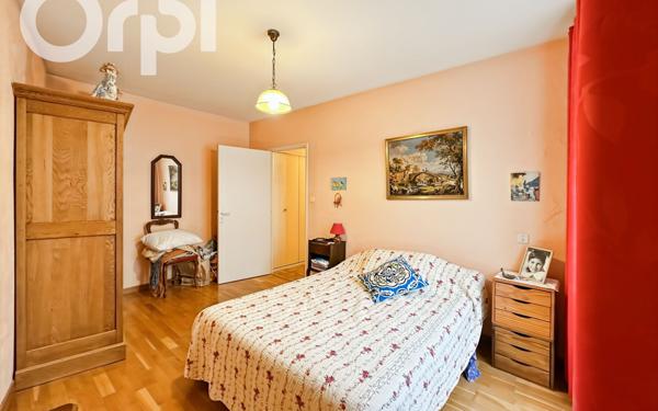 Appartement à vendre    4 pièces • 90 m2 Aubenas